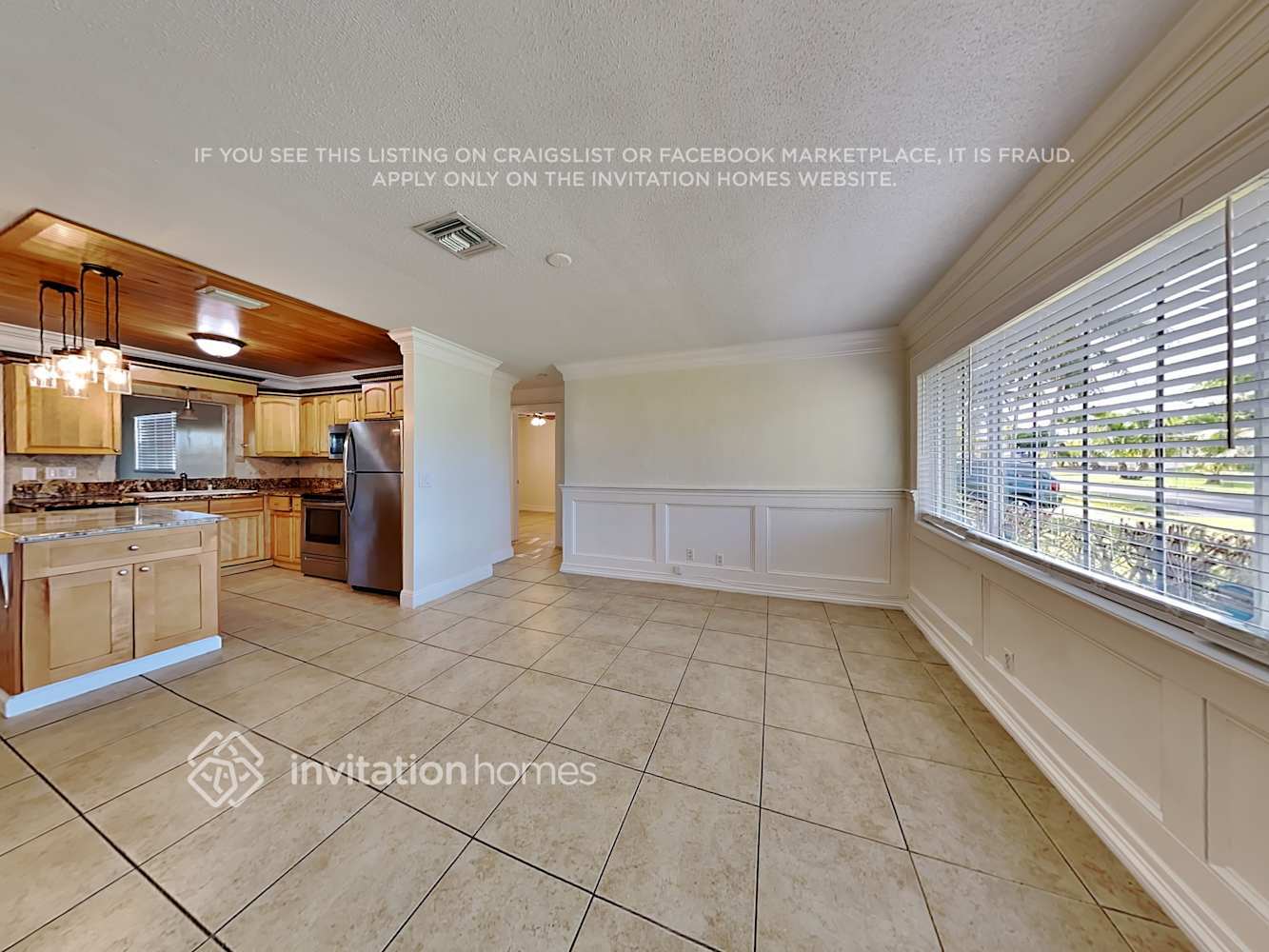 Building Photo - 3283 Florida Blvd