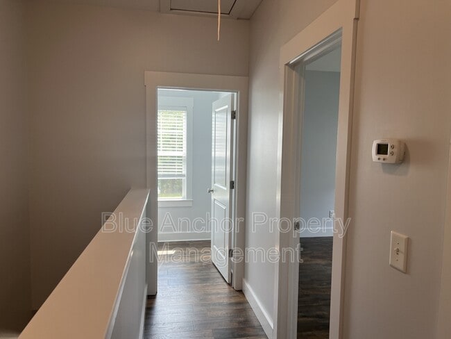 Building Photo - 153 Leeward Ln