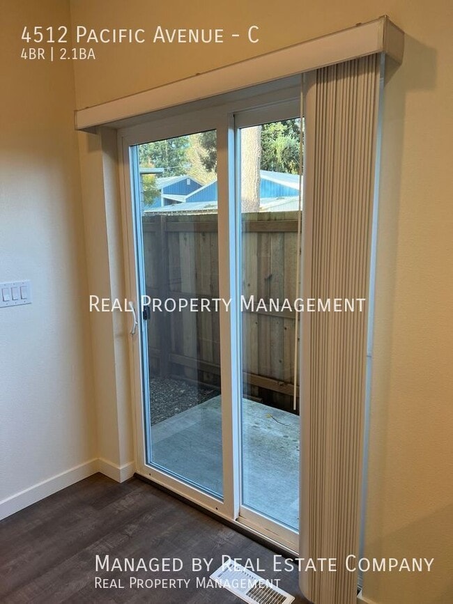 Building Photo - 4512 Pacific Ave