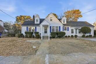 Building Photo - 130 Haven Dr