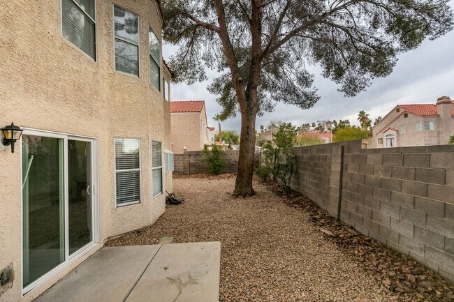 Building Photo - 1738 Toltec Cir