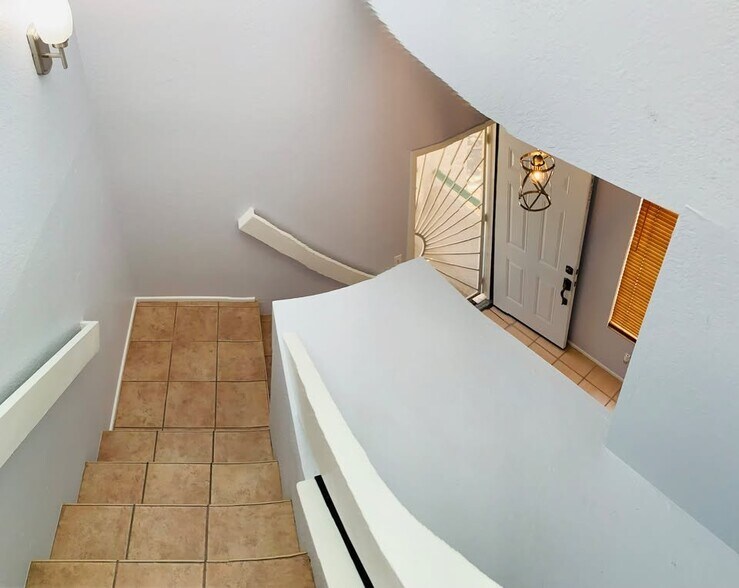 Building Photo - 7953 E Colette Cir