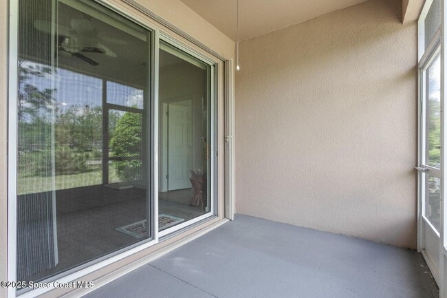 Building Photo - 560 Remington Green Dr SE