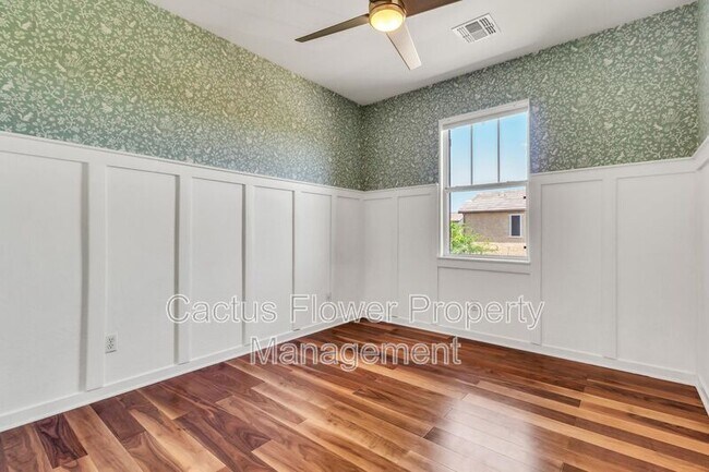 Building Photo - 2734 S Santa Rita