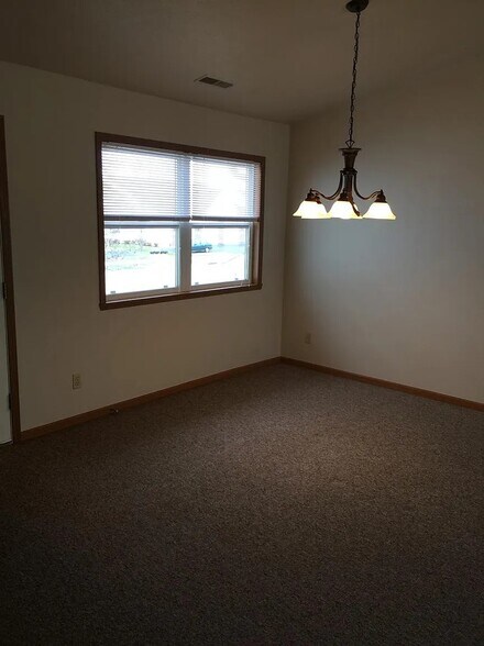 Building Photo - 7342 Wallingford Way