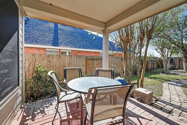 Building Photo - 3815 Pine Forest Green Blvd