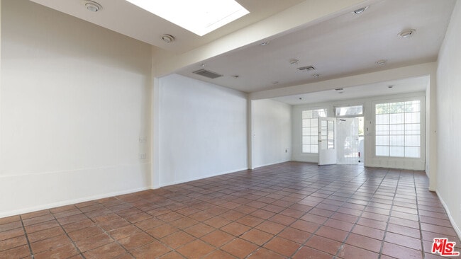 Building Photo - 2120 N Cahuenga Blvd