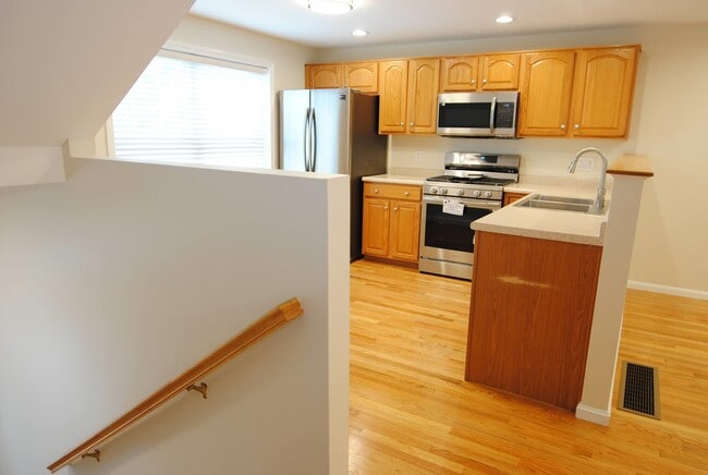 Building Photo - 109 Overlook Cir
