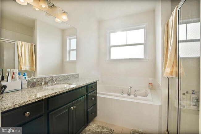 Building Photo - 24553 Rosebay Terrace