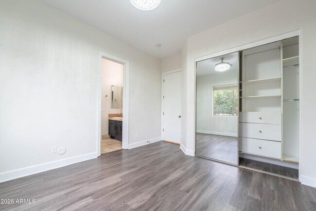 Building Photo - 3552 E Jaeger Cir