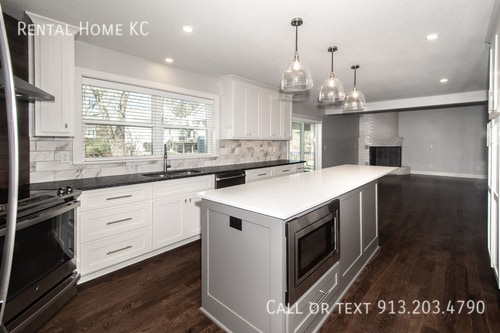 Building Photo - 12020 Ensley Ln