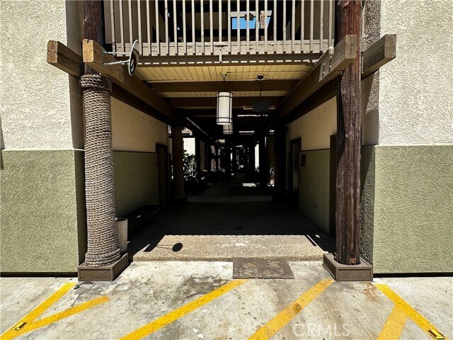 Building Photo - 7212 Marina Pacifica Dr N