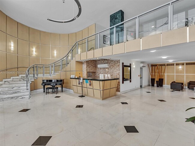 Building Photo - 6770 Indian Creek Dr