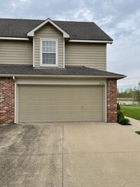 Building Photo - 2724 Coralberry Ct