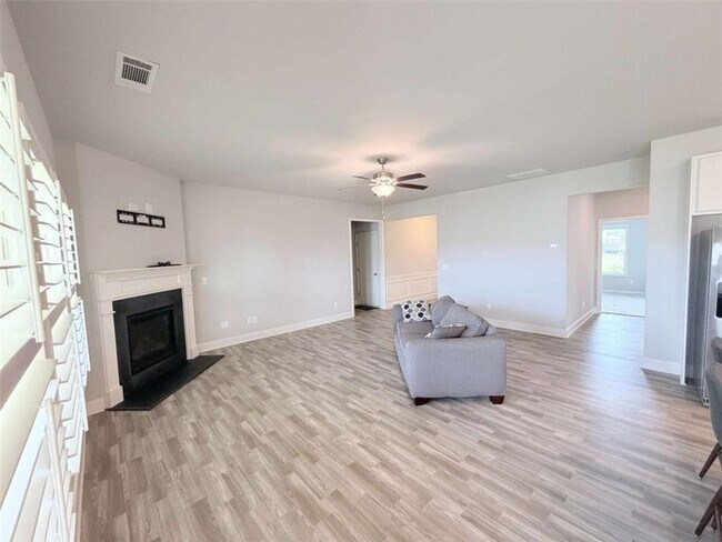 Building Photo - 4411 Rockrose Green Way