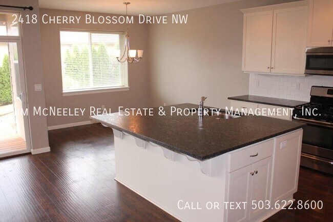 Building Photo - Sorry, no pets! Beautiful Home Available I...