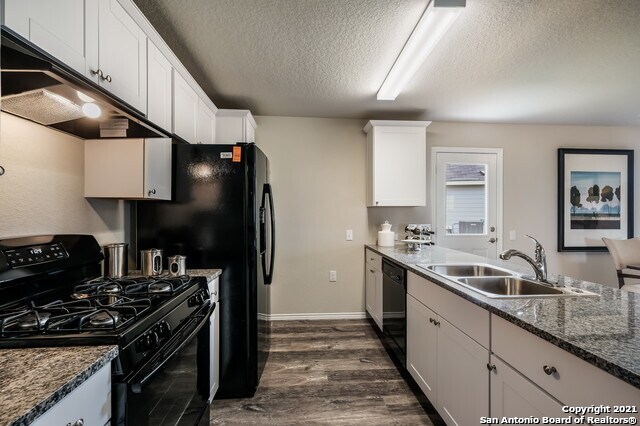 Building Photo - 10538 Varmus Dr