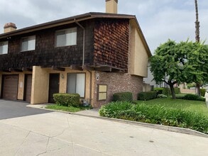 Building Photo - 921 Mt Olive Dr