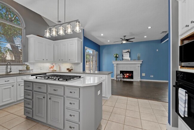 Building Photo - 14231 Championship Ln