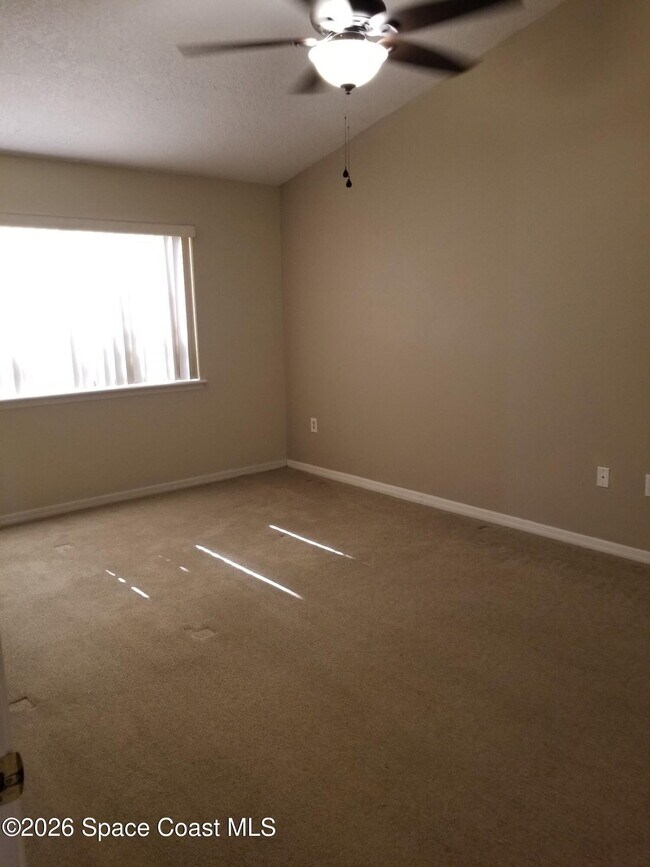 Building Photo - 3584 Muirfield Dr