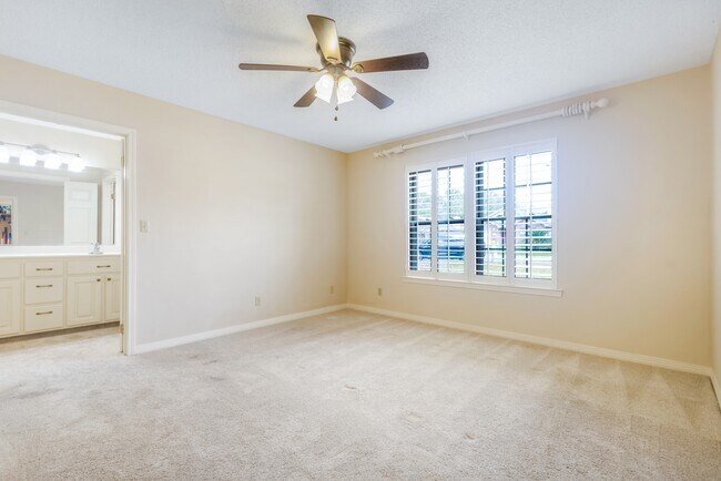 Building Photo - 3241 Wythe Cir