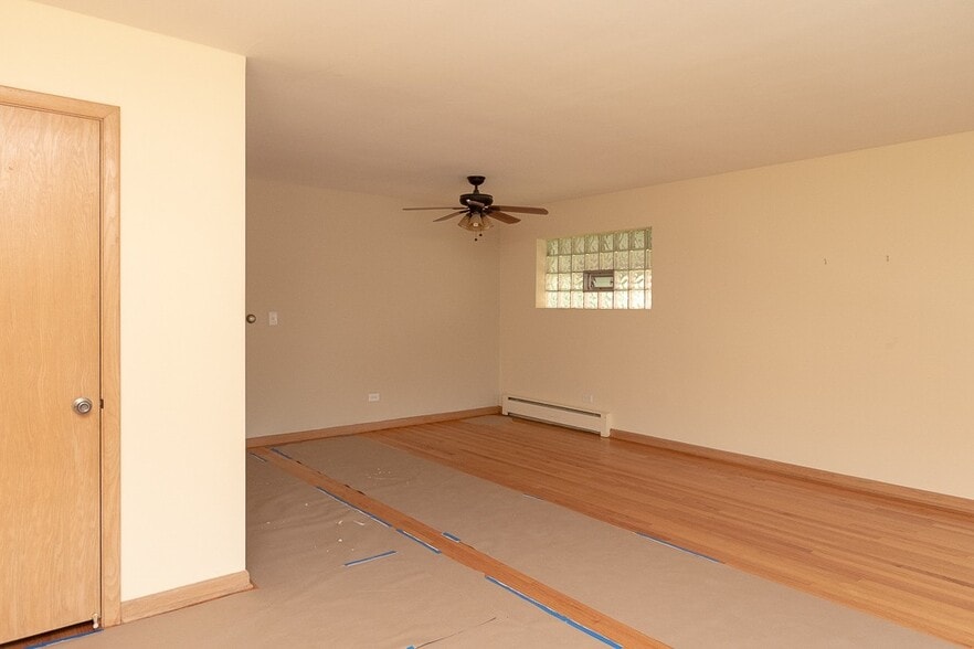 Building Photo - 6408 W Raven St