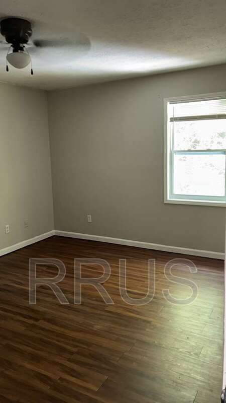 Building Photo - 2934 Lakemont Dr SW