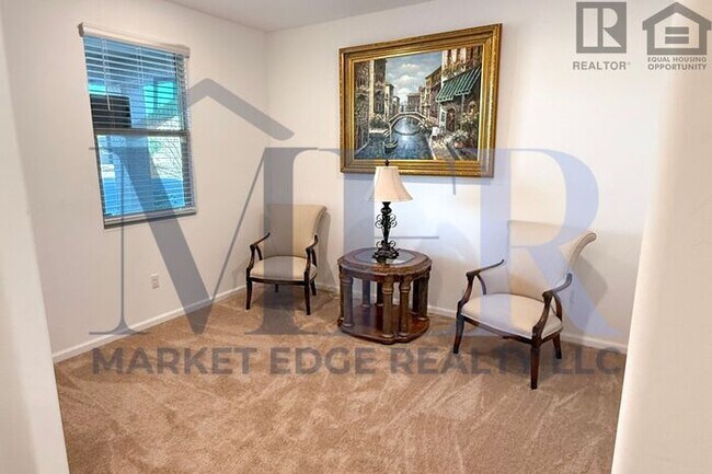Building Photo - 4Bed/4Bath w/2 Car Gar-Tucson! $199 MOVE-I...