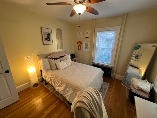 Building Photo - 42-44 Gorham St. Unit 1