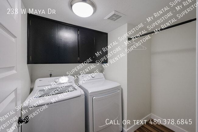 Building Photo - 238 W Maya Dr