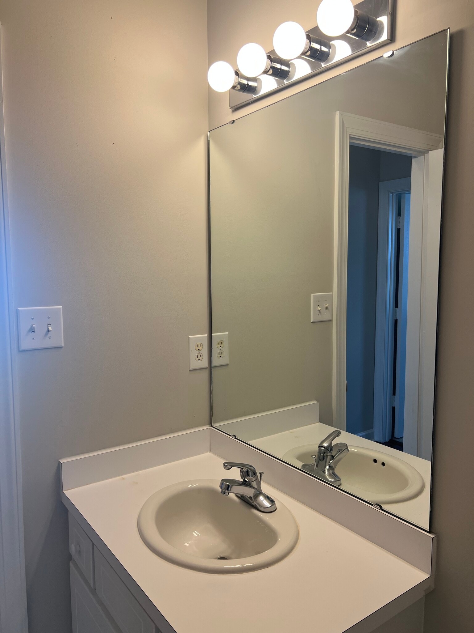 Building Photo - 3321 Whitlock Dr N