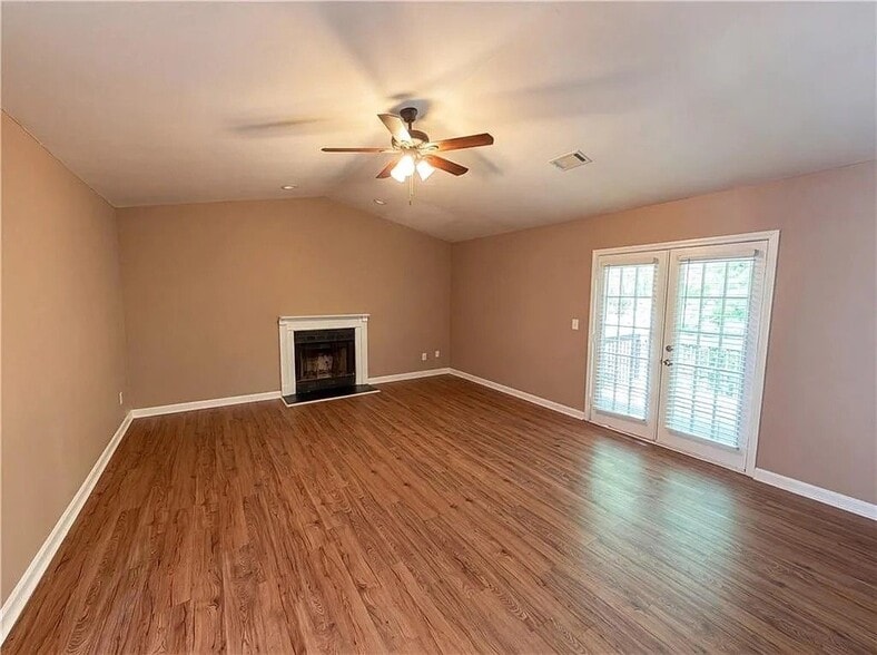 Building Photo - 7020 Greenbower Ln