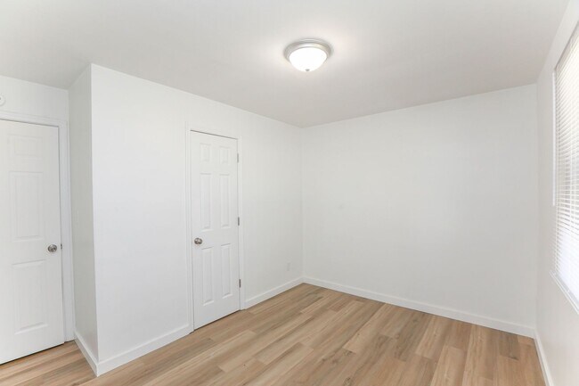 Building Photo - 9544 20th Bay St