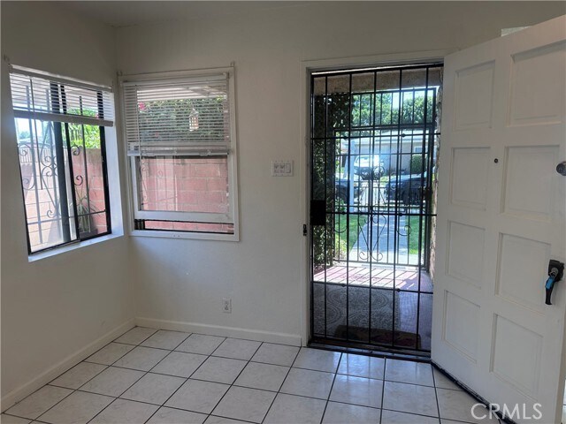 Building Photo - 3615 Caspian Ave
