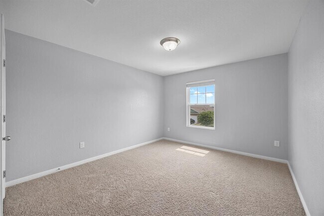 Building Photo - 320 Bell Rings Dr