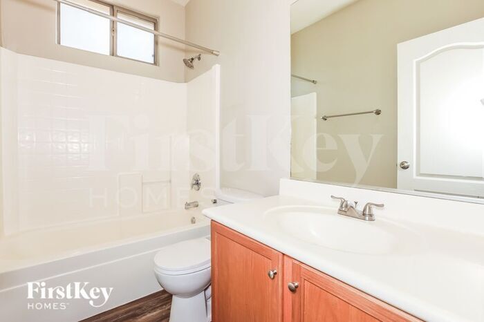 Building Photo - 2745 S Cupertino Dr