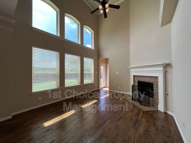 Building Photo - 1030 Lone Ivory Trail