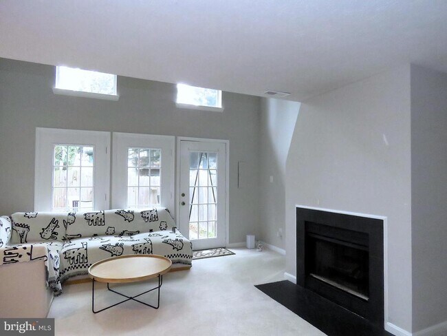 Building Photo - 13945 Big Yankee Ln