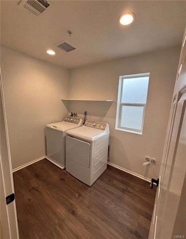 Building Photo - McSweeney Farms new-home