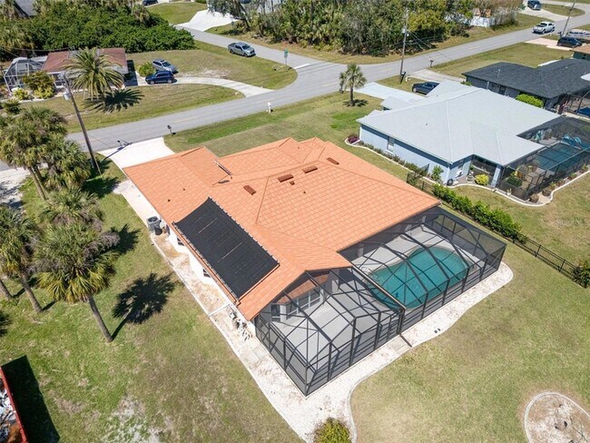 Building Photo - 108 McCabe St