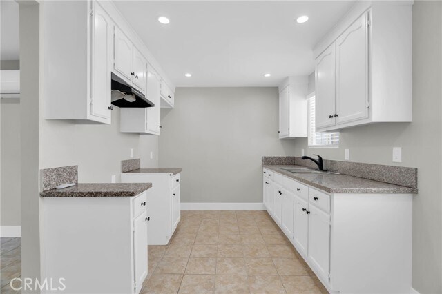 Building Photo - 5828 Whitsett Ave
