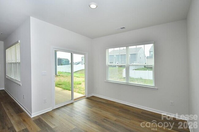 Building Photo - 119 Pecan Grv Ln