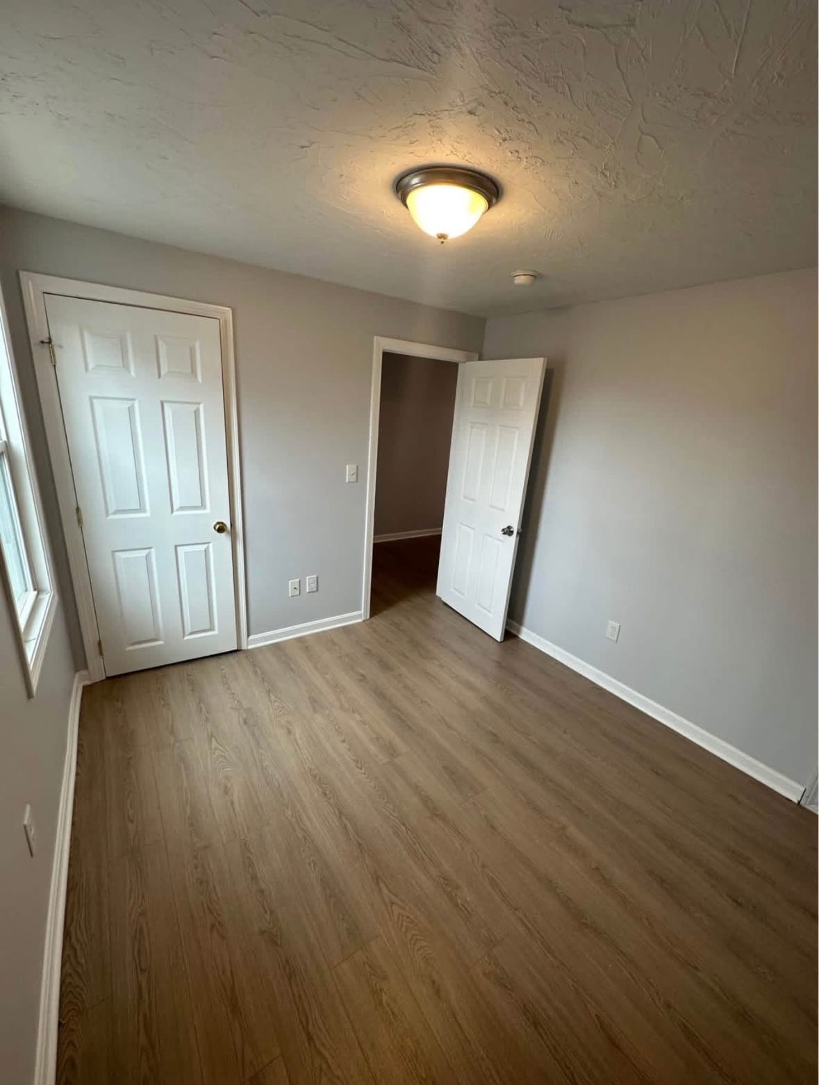 Bed - 28 Lexington St