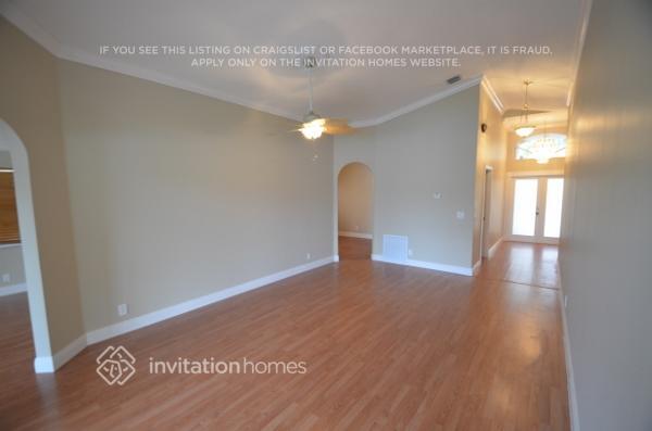 Building Photo - 13081 SW 54th Ct