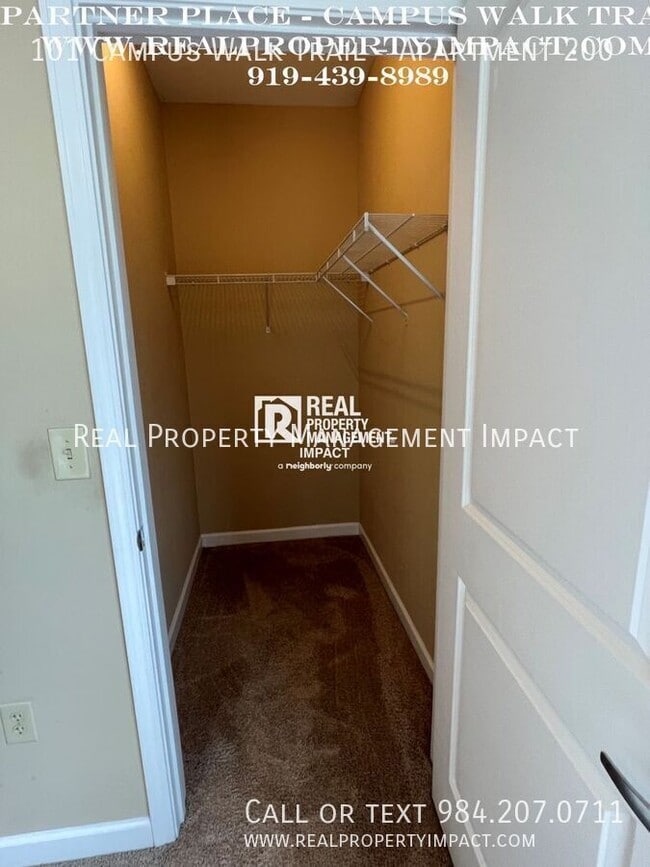 Building Photo - 101 Campus Walk Trl