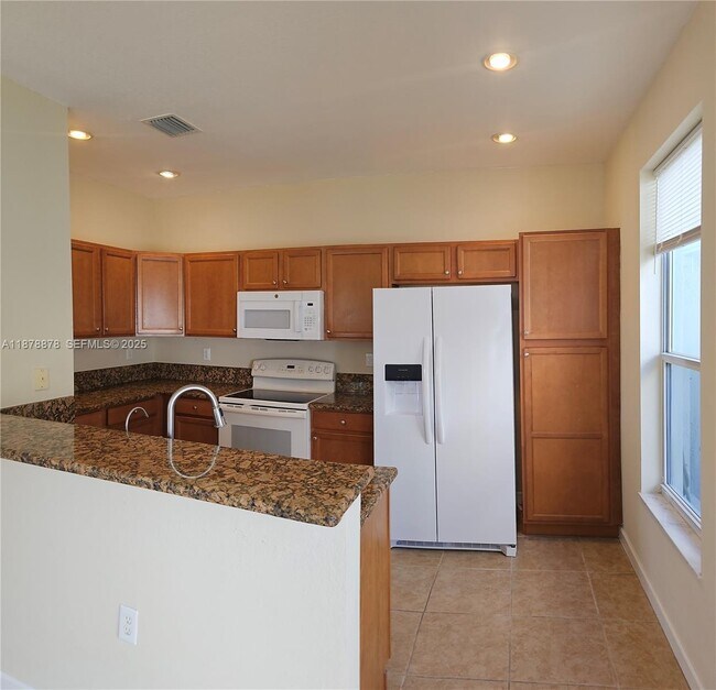 Building Photo - 17065 SW 93rd St