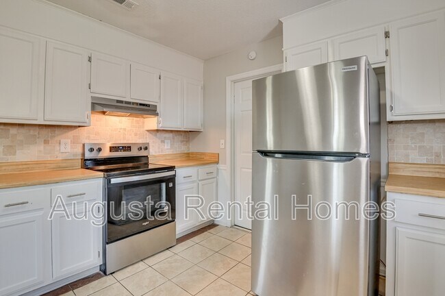 Building Photo - 2716 Cardigan Ct