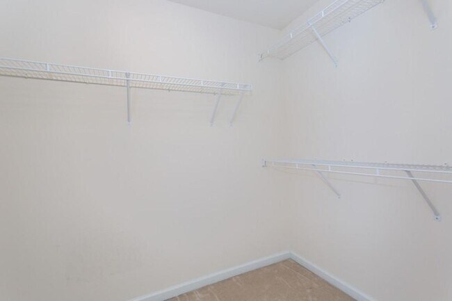 Building Photo - 607 McDowell Ln