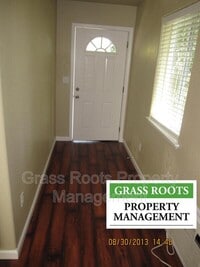 Building Photo - 305 N School St