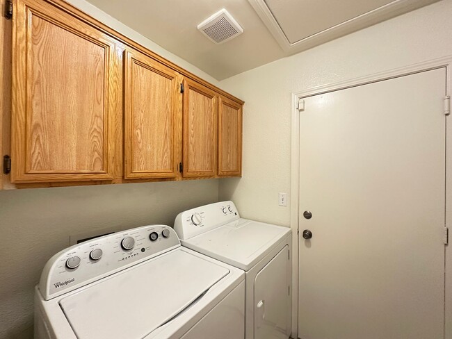 Building Photo - TIMBER CREEK